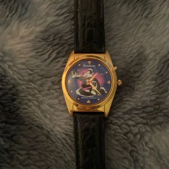 1995 WARNER BROS WATCH - FRENCH SKUNK LOVER - BUBBLE CRYSTAL - BBA-18